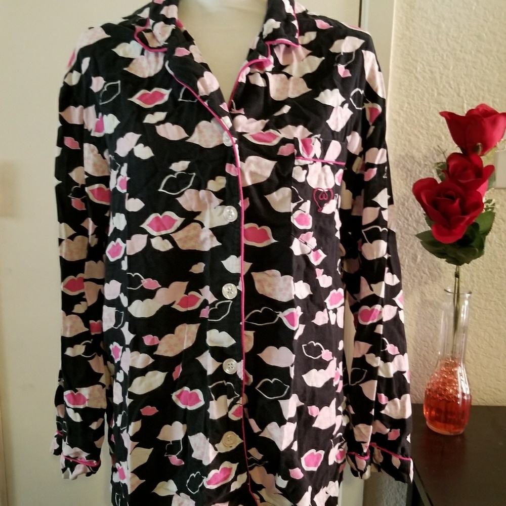 Victorias Secret sleepwear for women, size XL